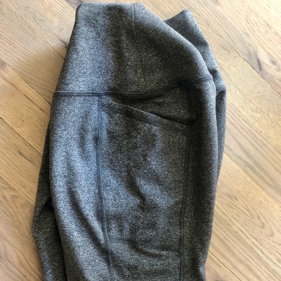 Gray RBX Leggings with Pockets, Size Medium - Picture 2 of 3